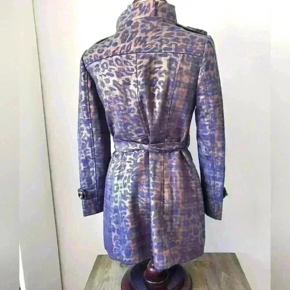 VIVIDA Hong Kong short trench  size 38 (size 2) - Picture 6 of 10